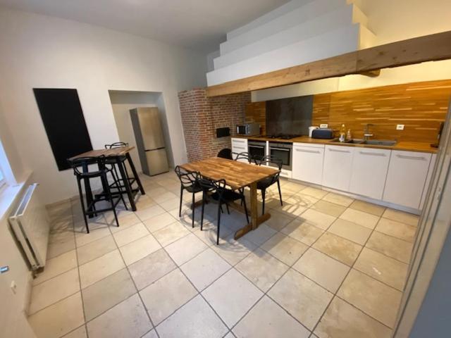 Chez Victor H Hotell Amiens Exteriör bild
